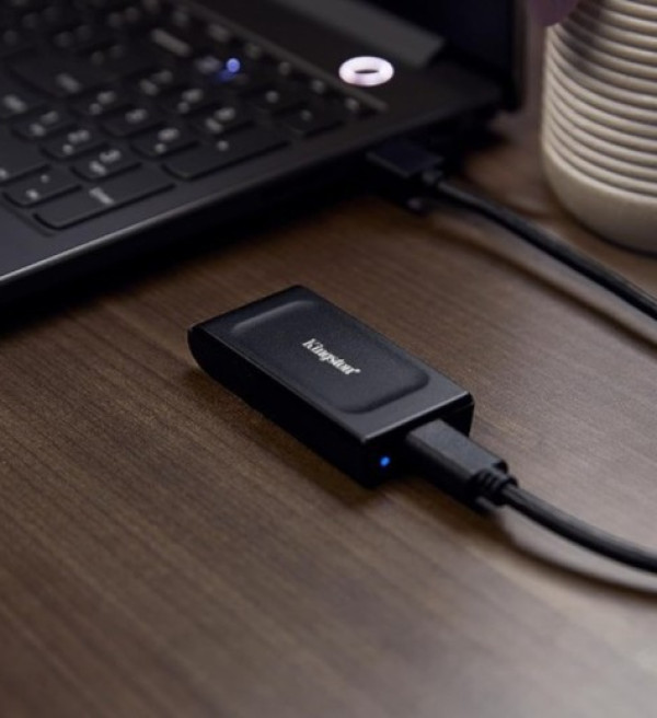 Kingston XS1000 SSD External Portable 2TB - 2 TB USB-C 3.2